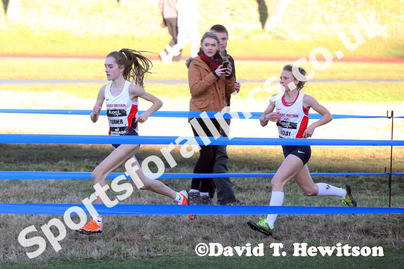 Lydia Turner leads Bobby Clay in the junior womens 4k BUPA Great Edinburgh Cross Country. Photo: David T. Hewitson/Sports for All Pics